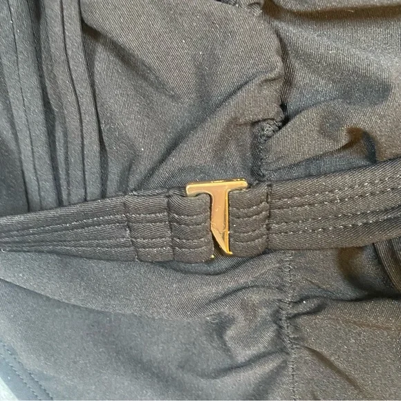 NWT Vince Camuto Plunge Neck Halter Open Back One-Piece Swimsuit Size 10 Black - Picture 9 of 12